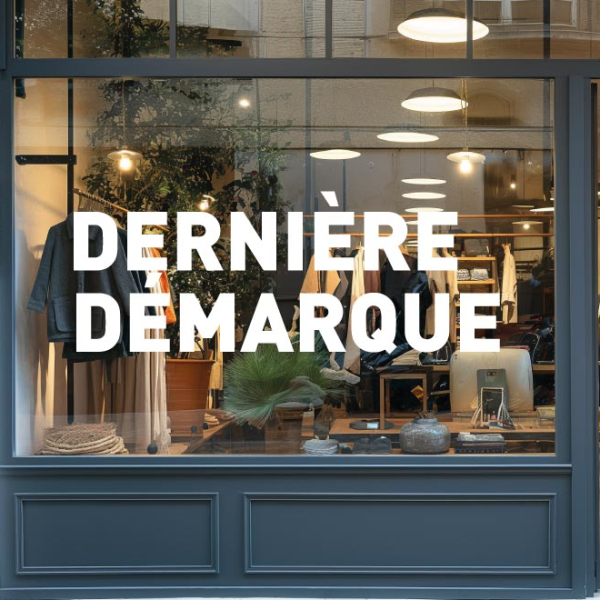 Adhésif vitrine dernière démarque
